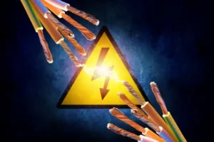Lire la suite à propos de l’article Sécurité électrique et matériel ENR : les normes incontournables et le rôle essentiel du MALT