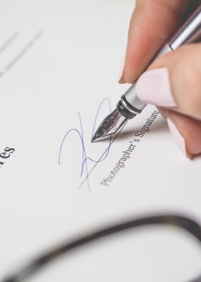 Signature contrat partenaire